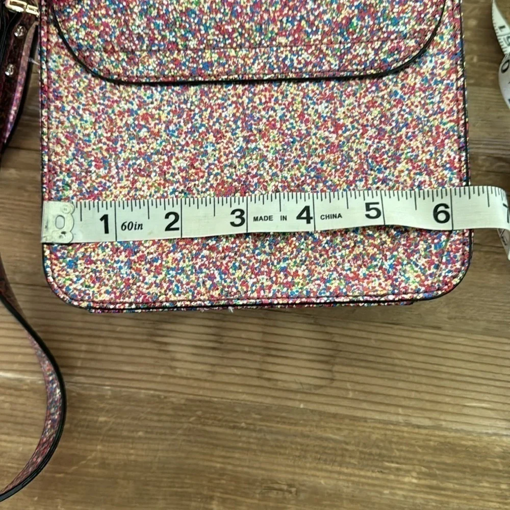 Kate Spade Little Girls GLITTER purse with crossbody strap. - Picture 8 of 10